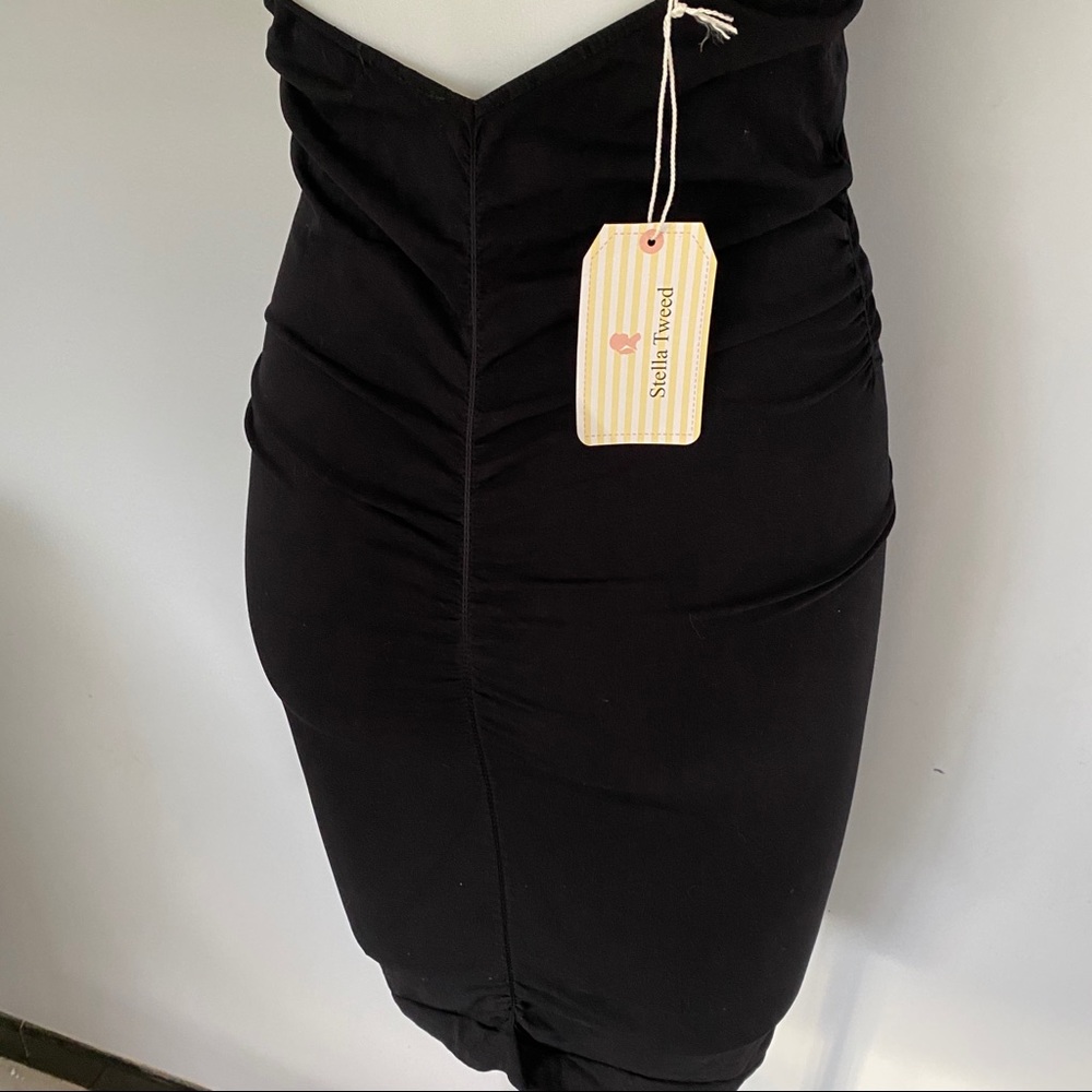 Black Dress With Chain Straps - Picture 6 of 7